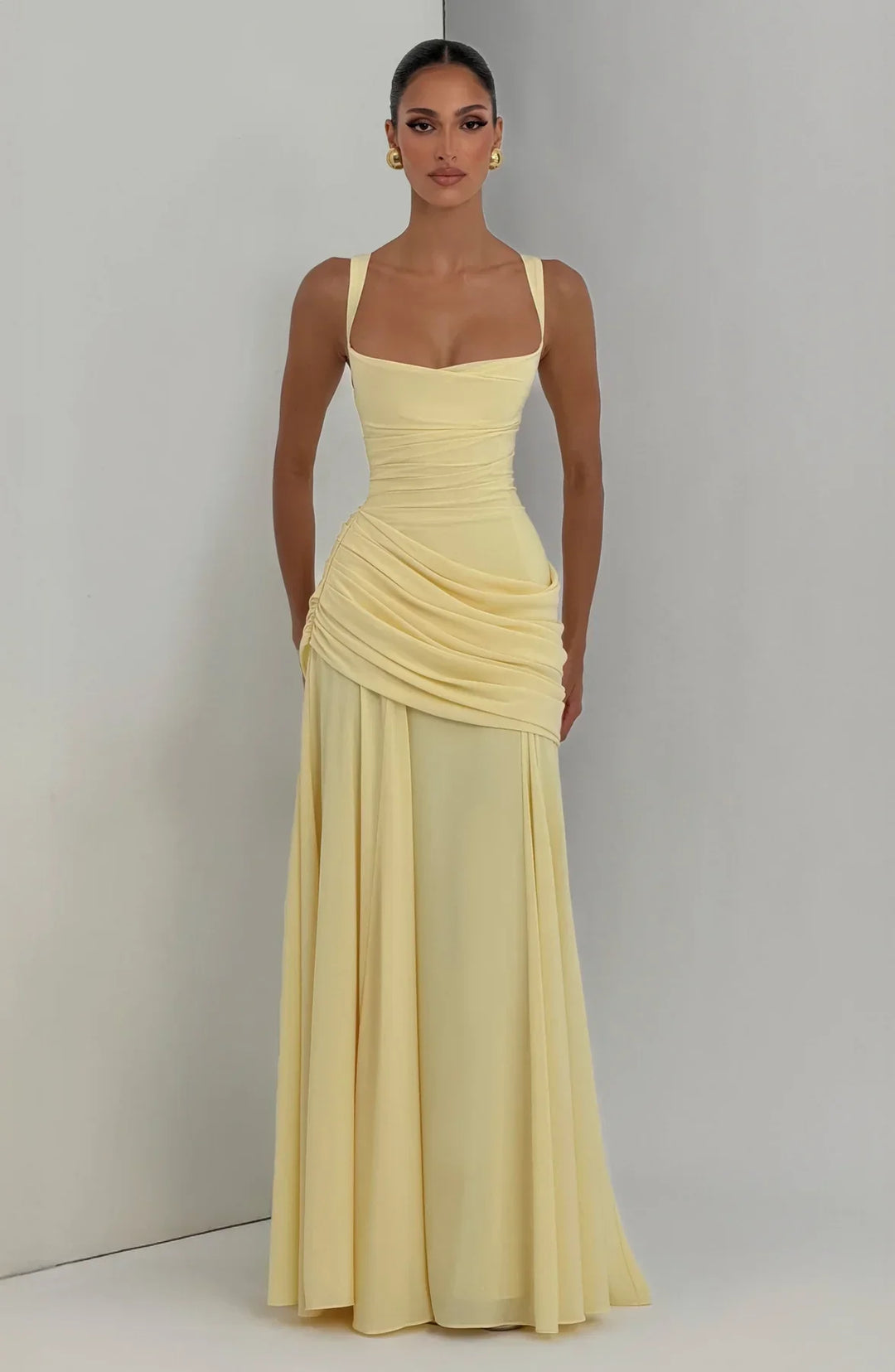 Valentina - Vestido com decote